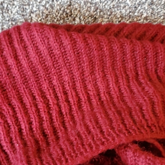 BP Infinity Scarf - Picture 2 of 4